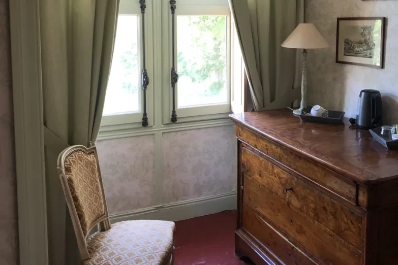 Chambre Demoiselle Chateau de Naze 2